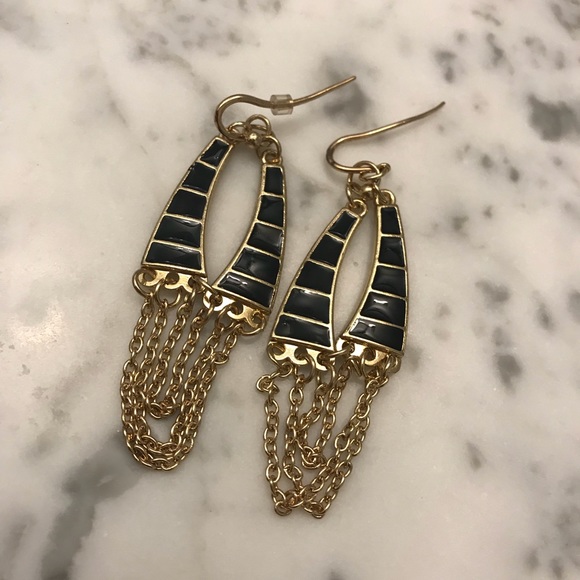 Black and Gold Earrings - Picture 1 of 1